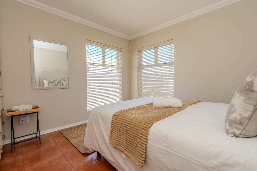 5 Bedroom Property for Sale in Waterfront Western Cape